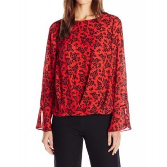 Vince Camuto Tops - Vince Camuto Bouquet Stamp Fold Over Blouse